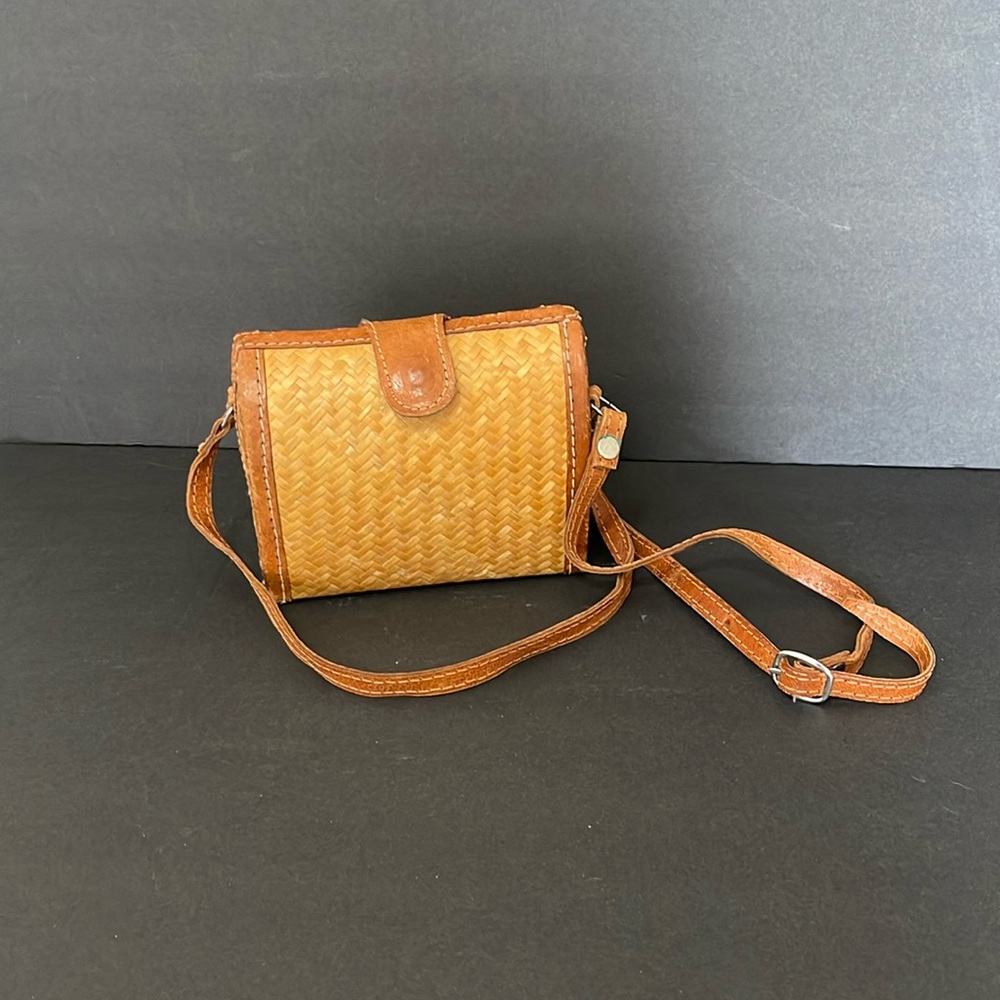 VINAGE BAMBOO CROSSBODY BAG